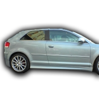 Audi A3 2009 - 2012 Marşpiyel Boyasız Fiber